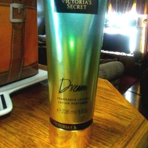 Victoria Secret Dream lotion